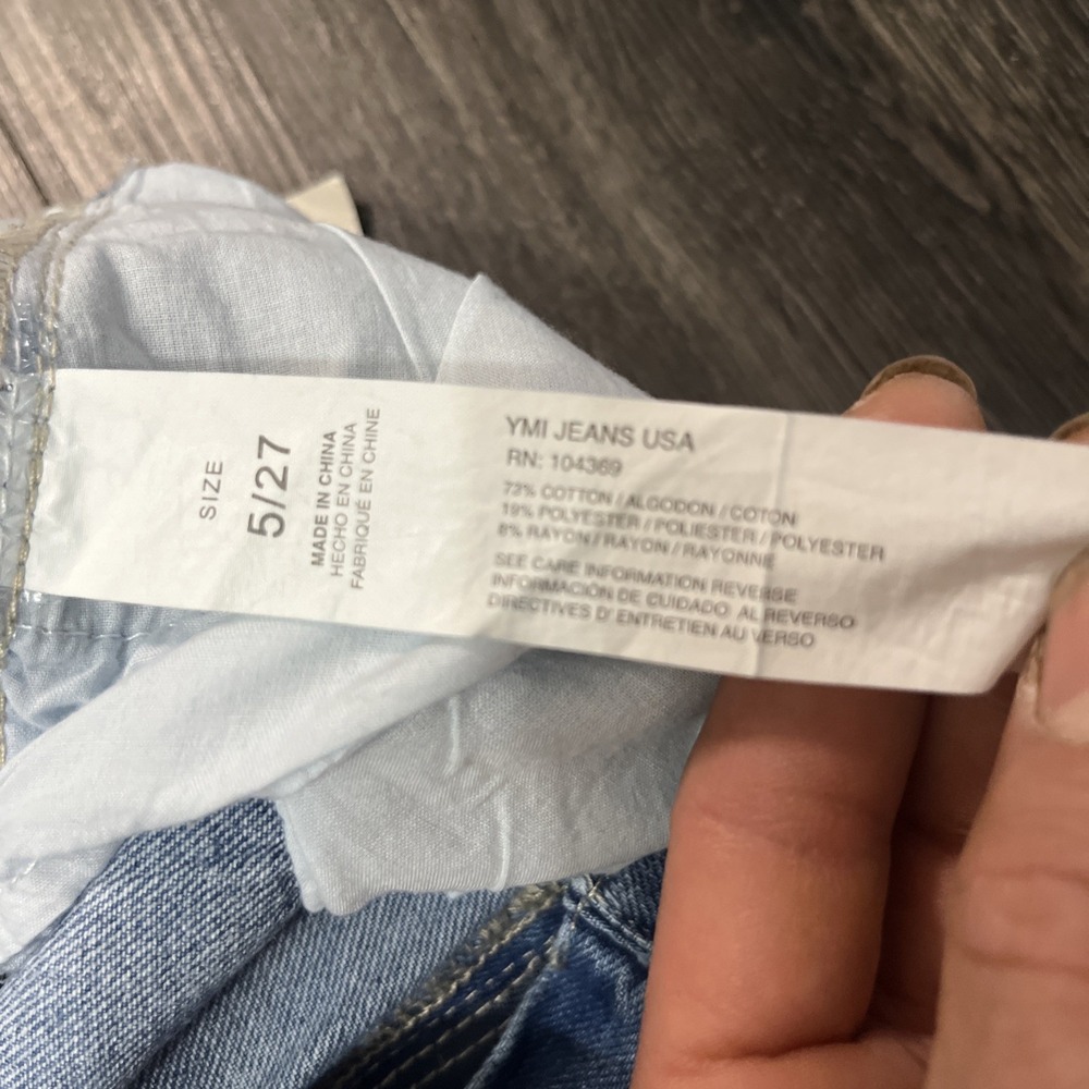 YMI Jeans Womens 5/ 27 Blue Denim Distressed Cuffed Dixie Fit Grunge Streetwear - Picture 5 of 12